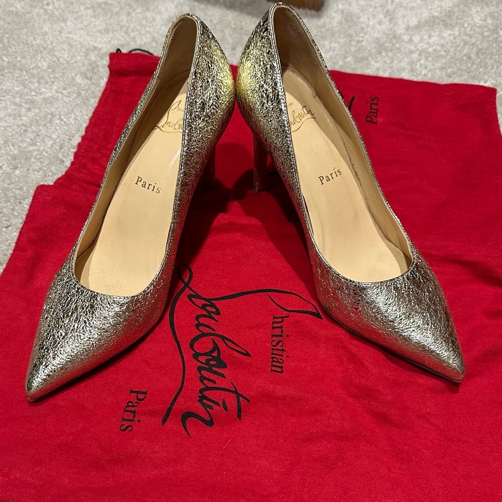 CHRISTIAN LOUBOUTIN SO KATE 120 CRINKLED LEATHER GOLD HEELS PUMPS SIZE 38